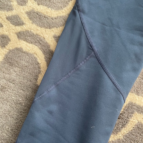 Athleta Mesh Sonar Capri Iron Blue Athletic Crop - Picture 4 of 9